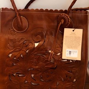 NWTPatricia Nash tote bag. Florence brown colours.